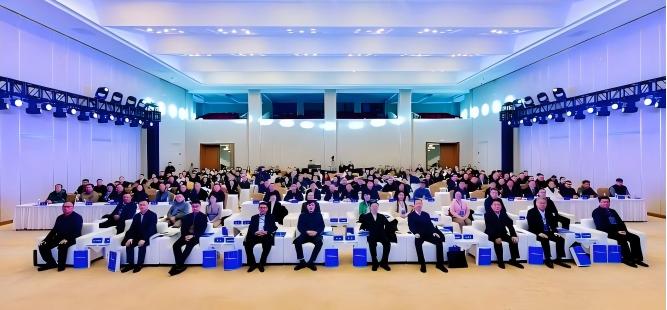 推动高原艾草产业高质量发展 学校发起成立四川高原艾草产业发展联盟